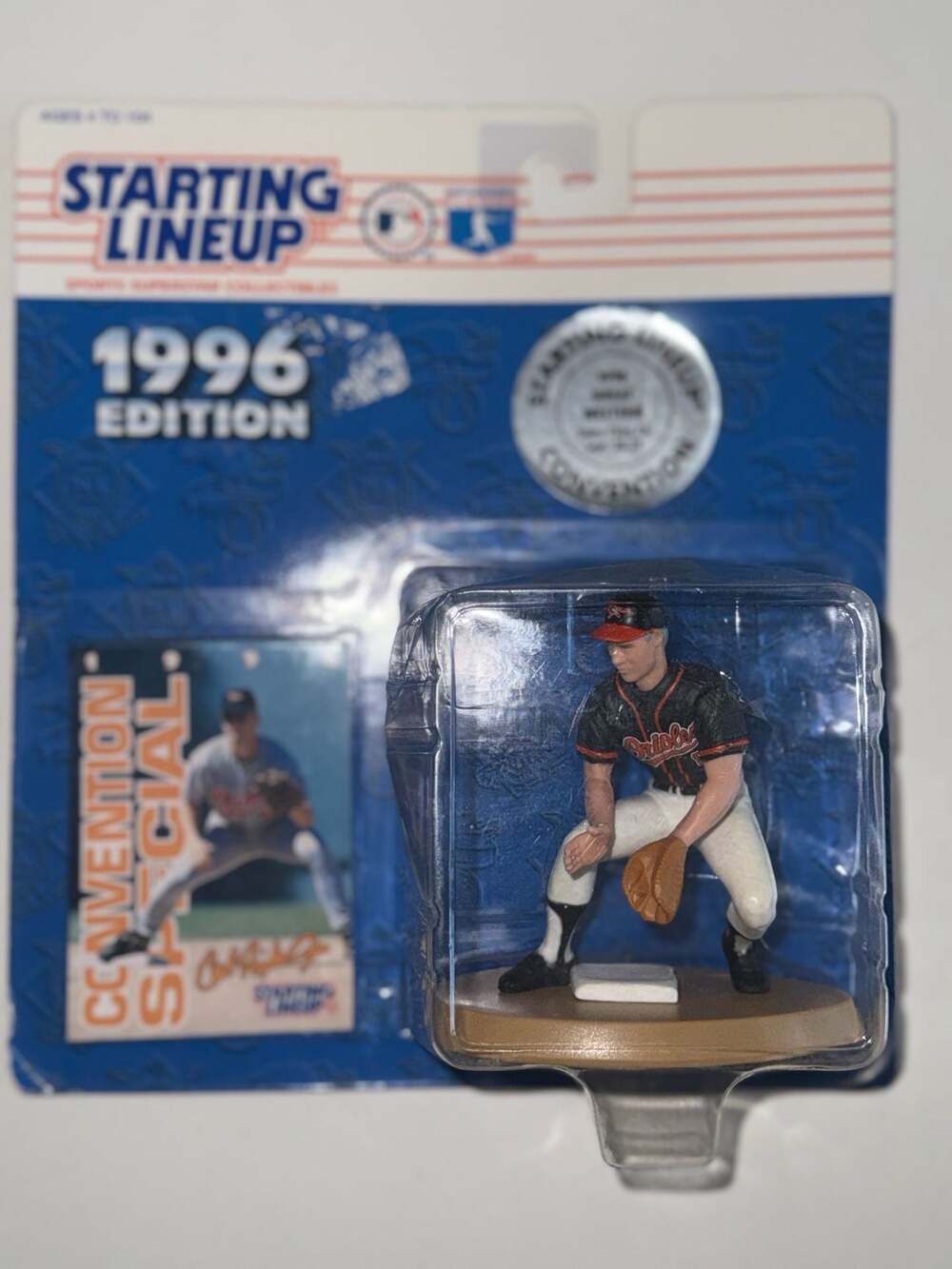 Starting Lineup 1996 & 2000 Cal Ripken Jr. Baseball Figure Lot - Picture 2 of 4